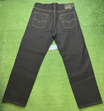 Levi skateboarding baggy jeans