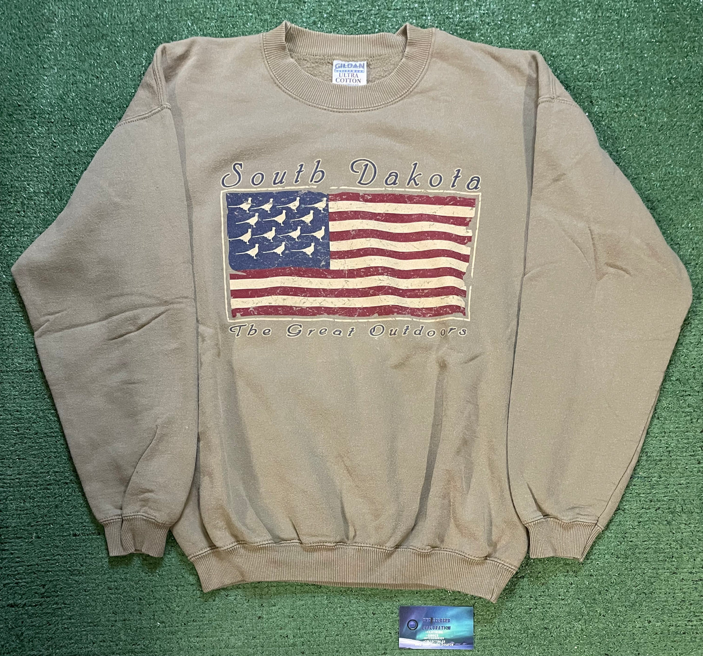 Vintage 1990s South Dakota the great outdoors tan crewneck