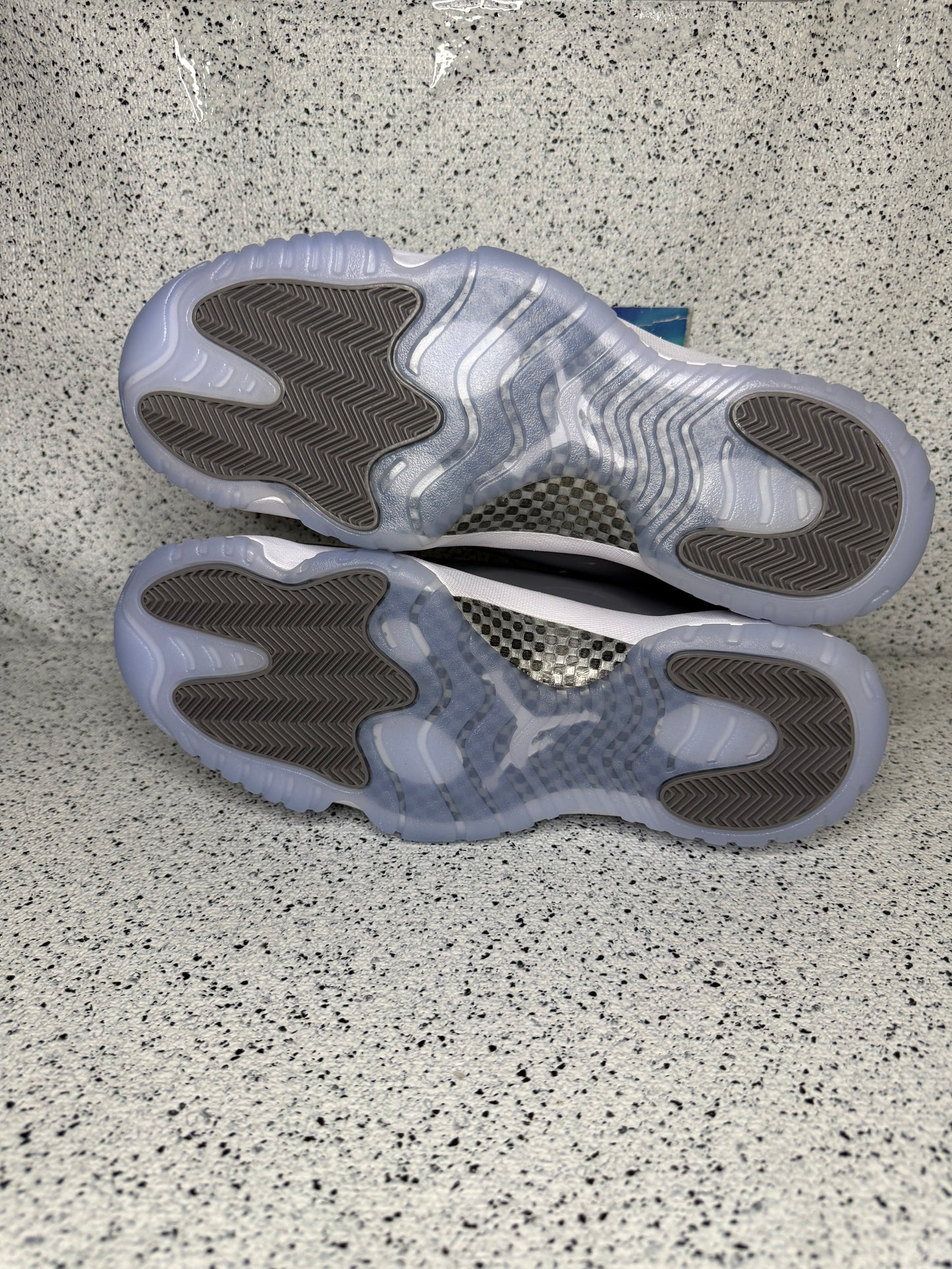 Jordan 11 Cool Grey
