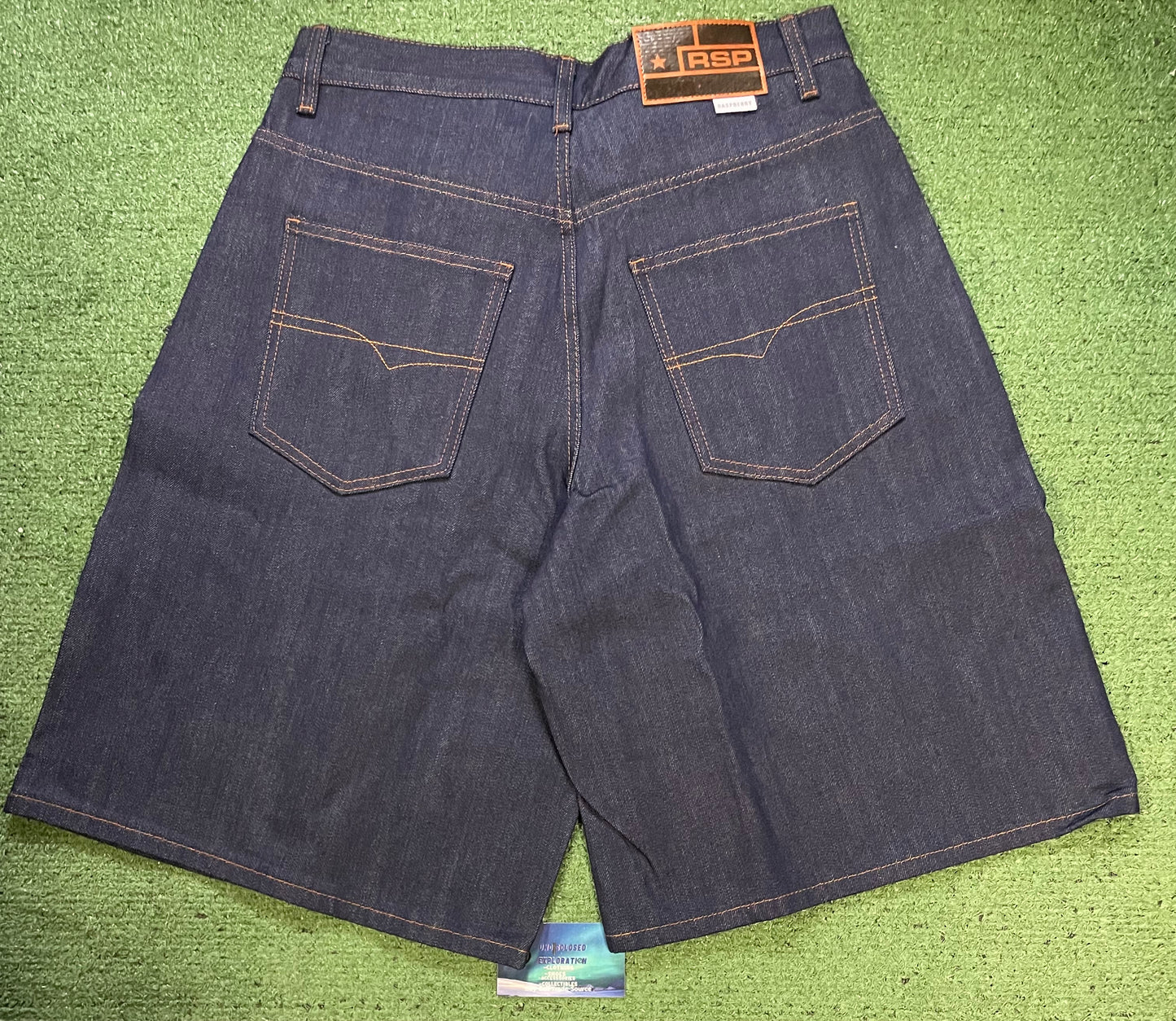GV Gallery  Raspberry Hills ichiro denim shorts