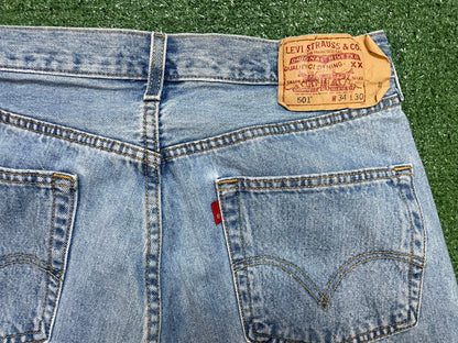 Vintage 1990s Levi 501 light wash jeans