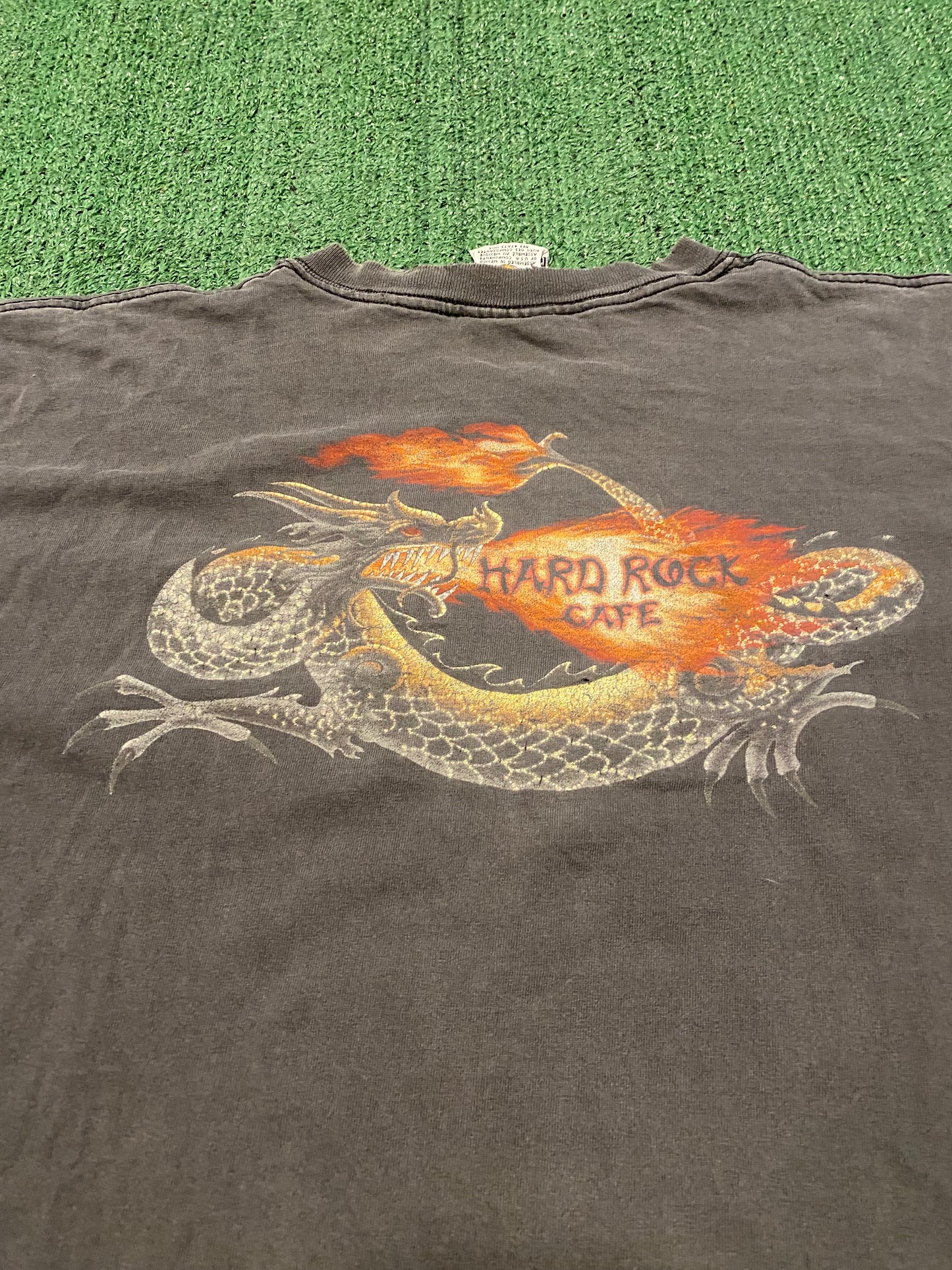 Vintage Hard Rock Cafe dragon T-Shirt