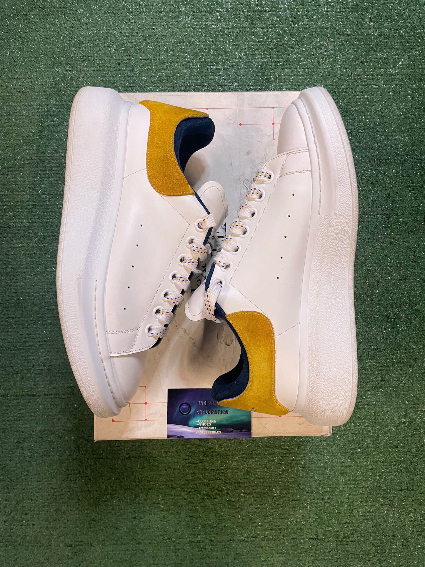Alexander McQueen white pop yellow navy size 9men/10.5women(EU 42)
