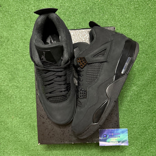 Jordan 4 Black Cat 11 Men “Preowned”