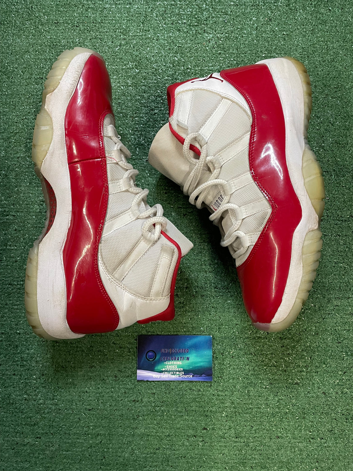Air Jordan 11 cherry 2016 size 11men/12.5women
