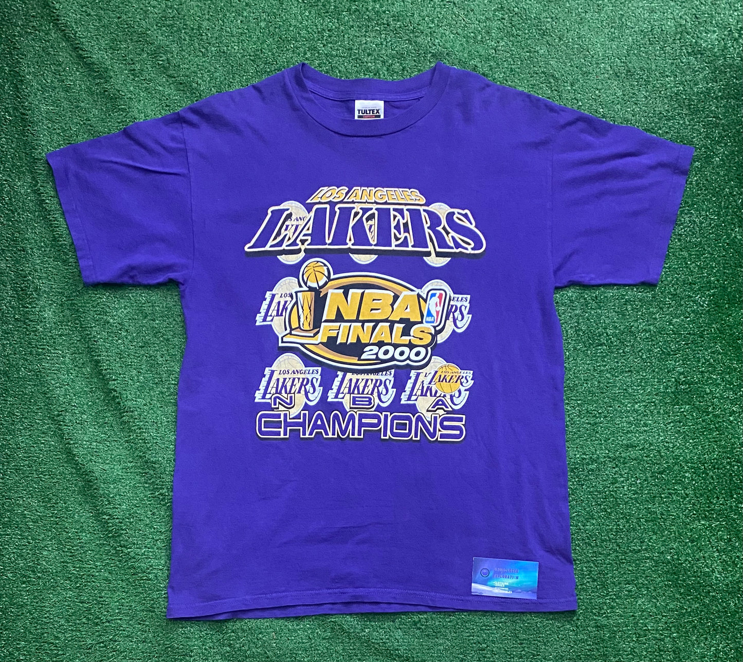 Vintage Los Angeles lakers 2000 nba final champs tee