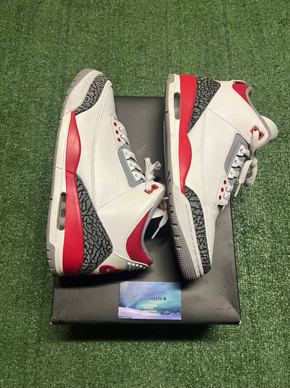 Jordan 3 fire red 2022 size 10.5men/12women