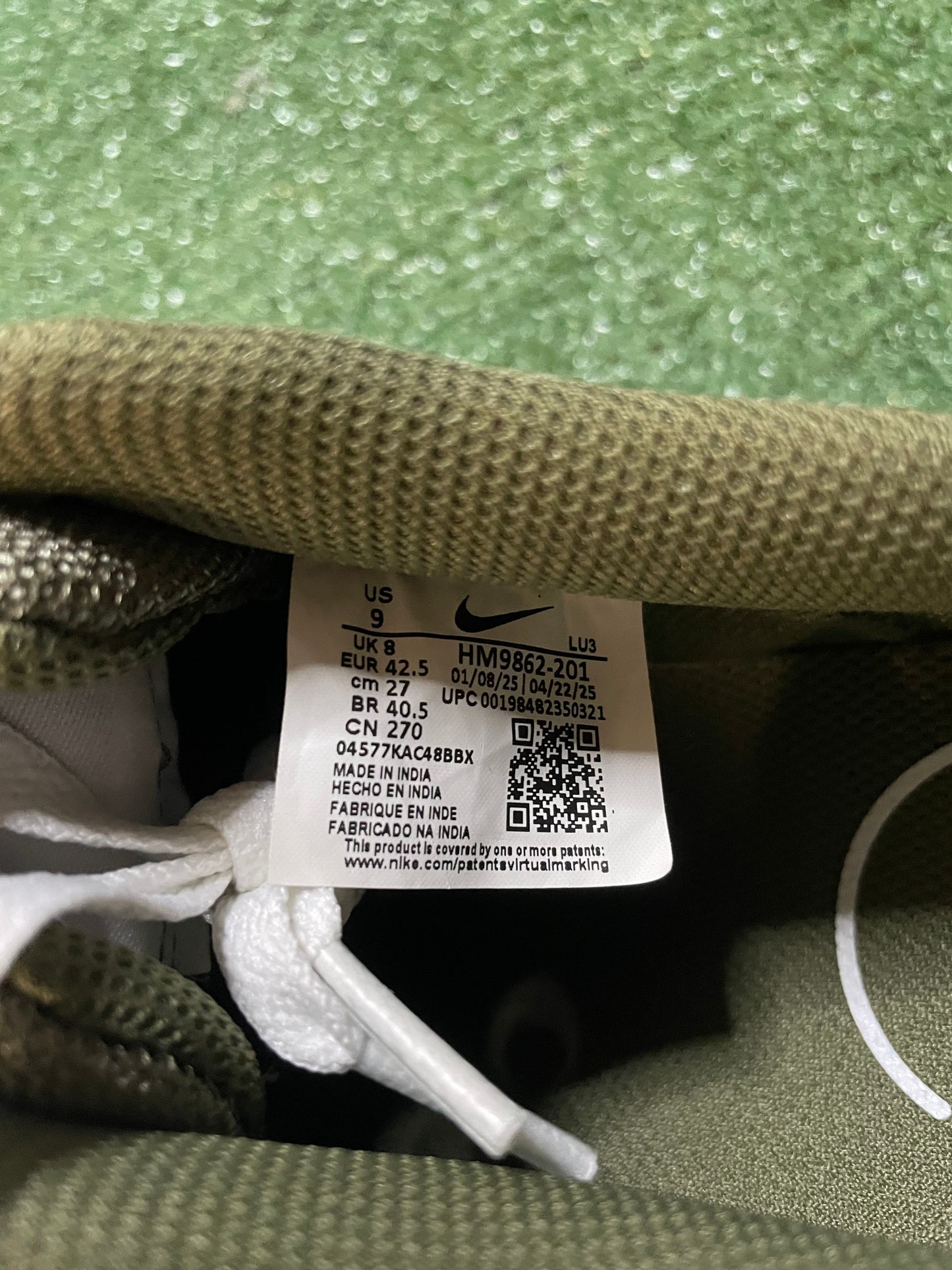 Nike Court Vision low medium olive