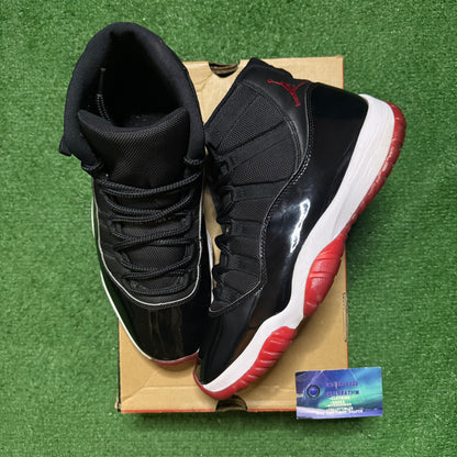 Jordan 11 Bred 11 Men “Preowned”