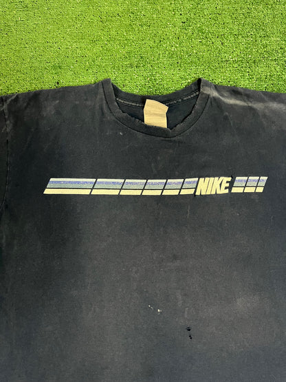 Vintage 2000s Nike navy blue tee