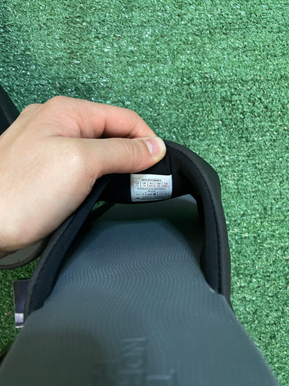 The North Face triarch slide