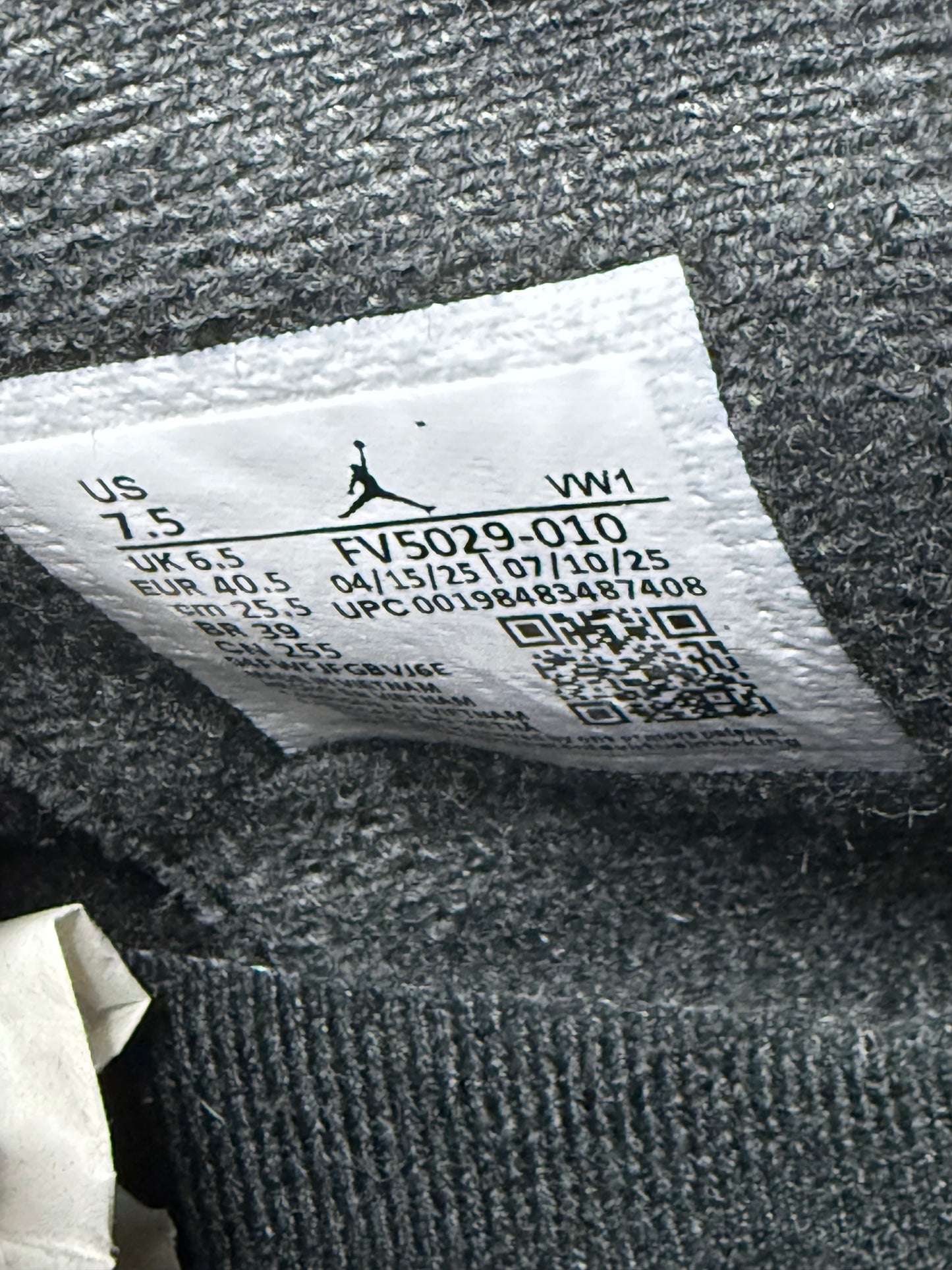 Jordan 4 Black Cat
