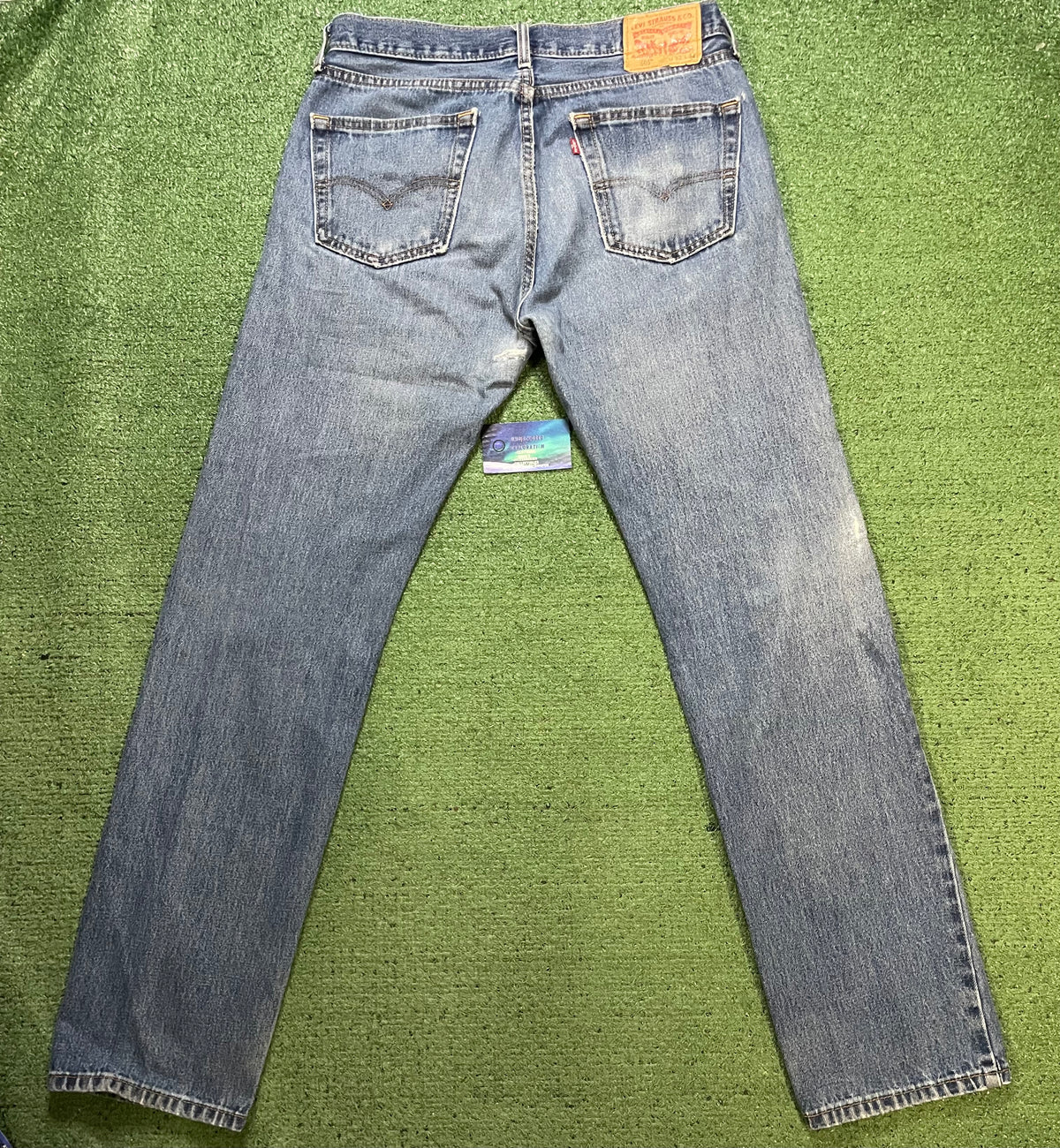 Levi 505 light wash jeans