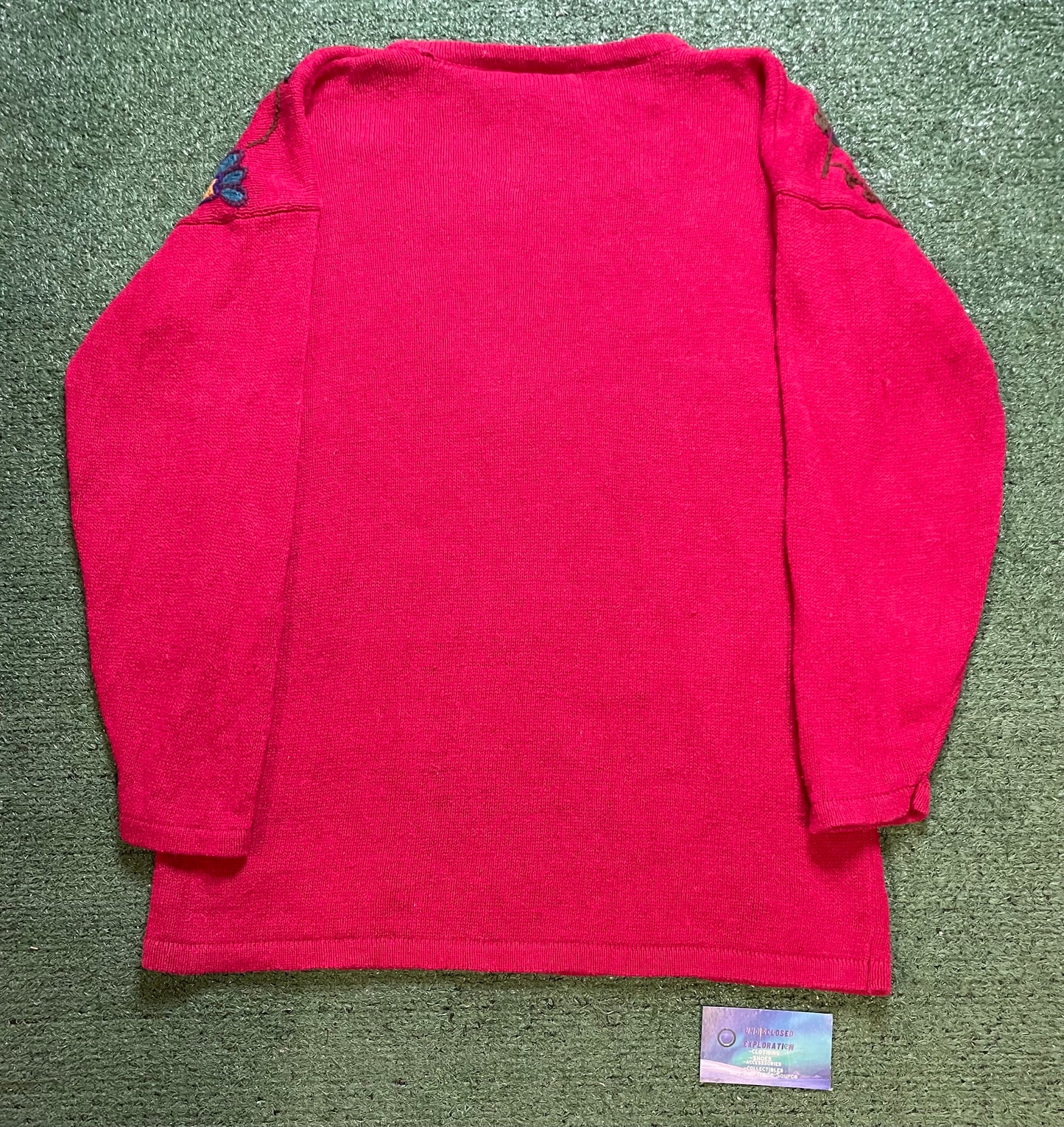 Vintage innovation sport pink embroidered crewneck