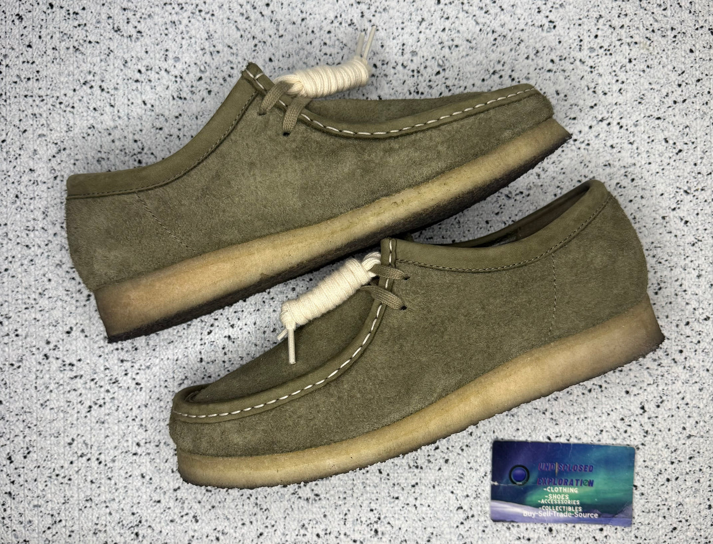 Clark Orignals Wallabee 9.5 Men/11 Women “Preowned”