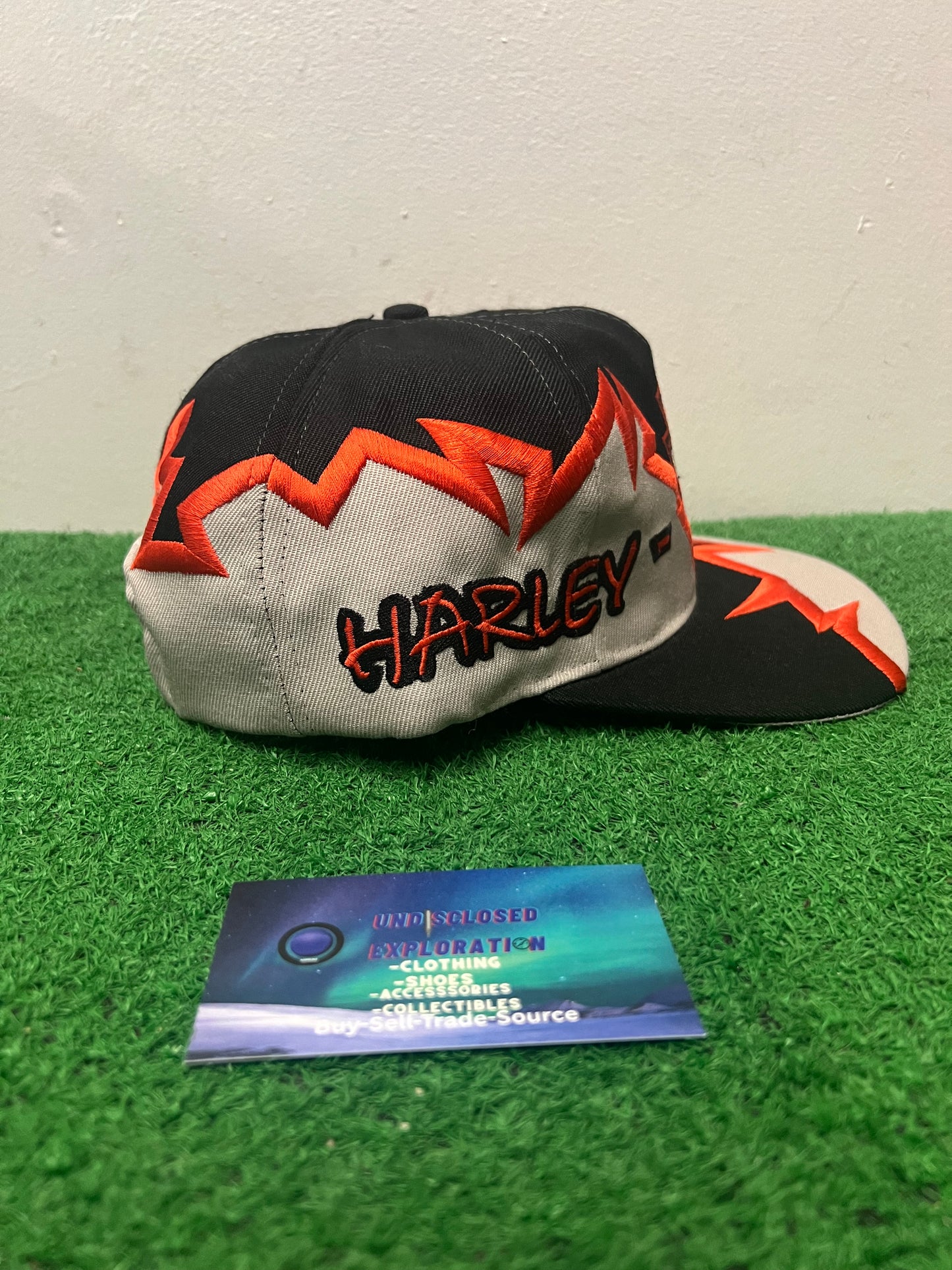 Vintage 1990s Harley Davidson orange shockwave hat