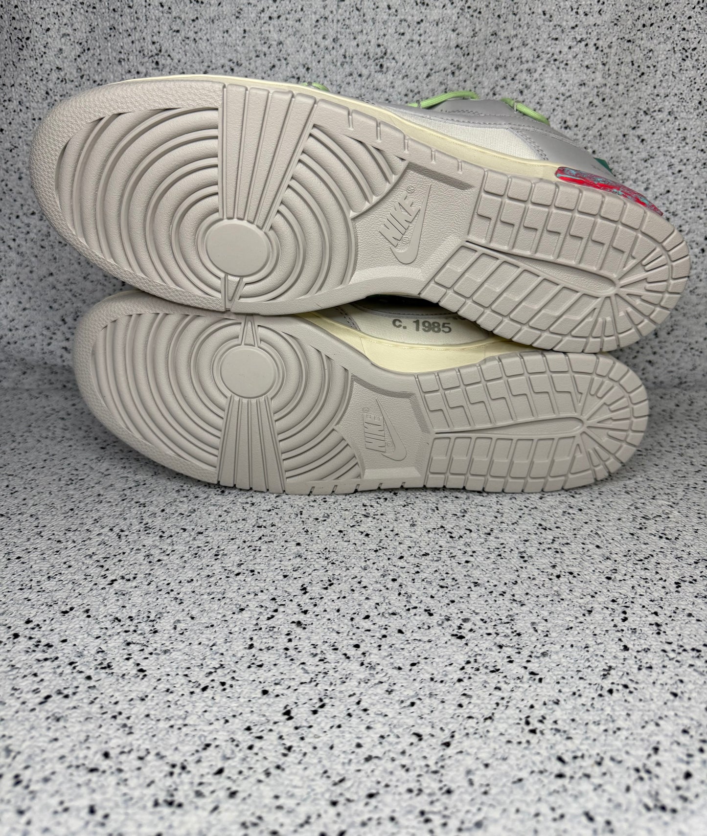 Nike Dunk Low Off White Lot 7