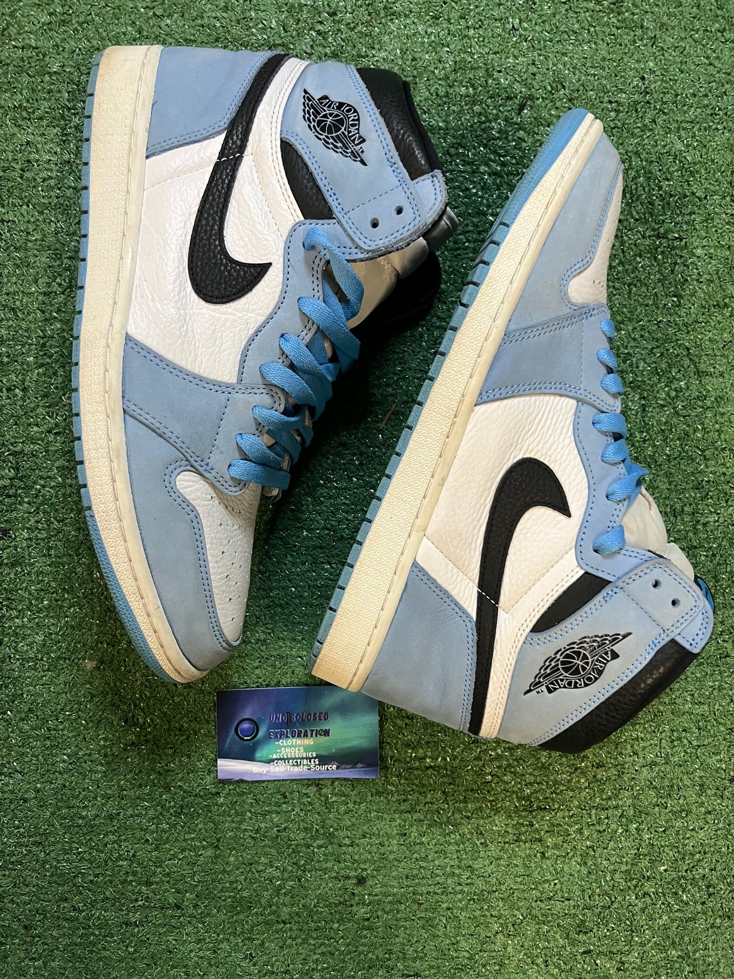 Jordan 1 high university blue size 11men/12.5women