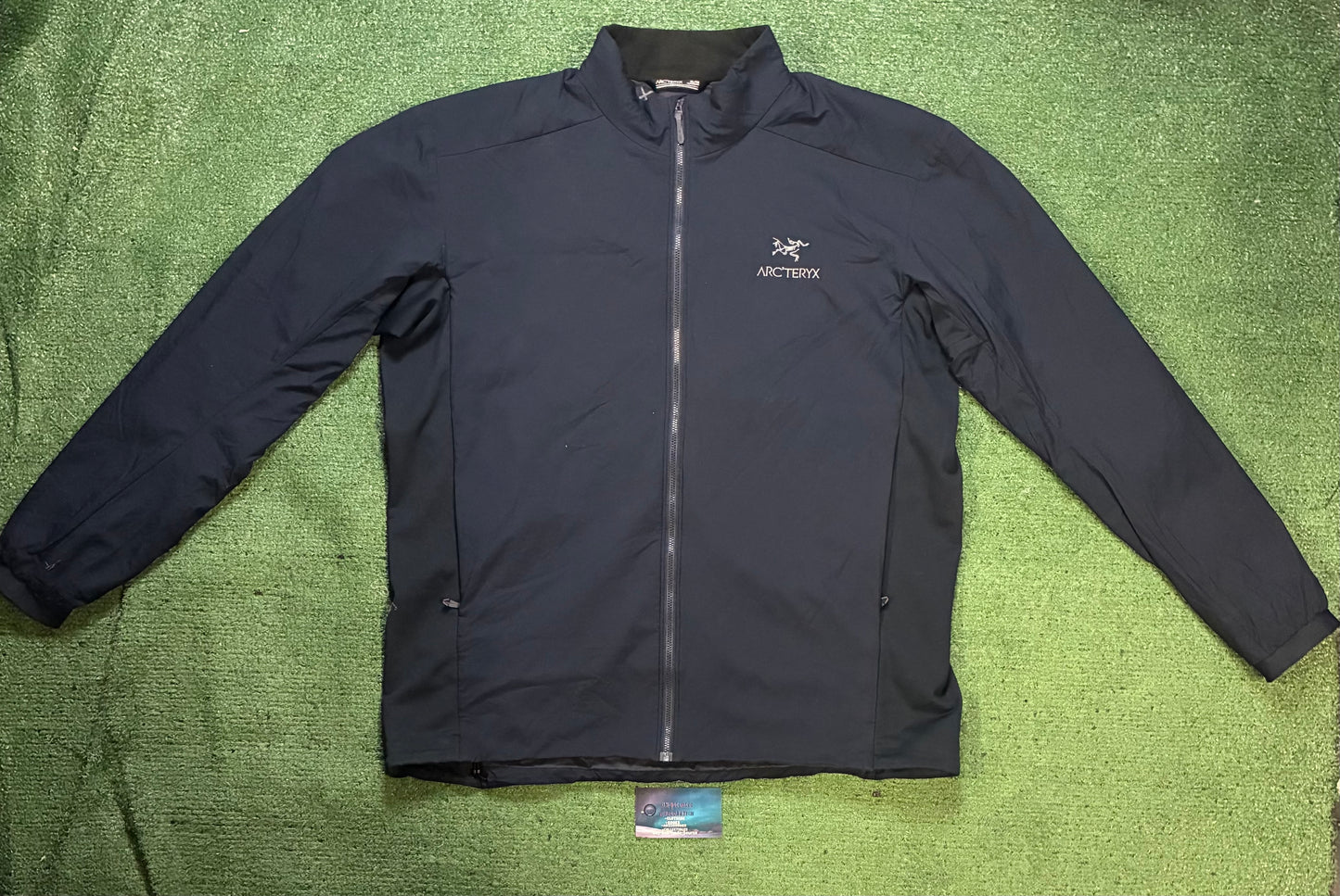 Arc'teryx Atom LT navy jacket