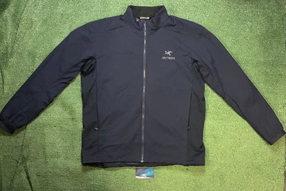 Arc'teryx Atom LT navy jacket