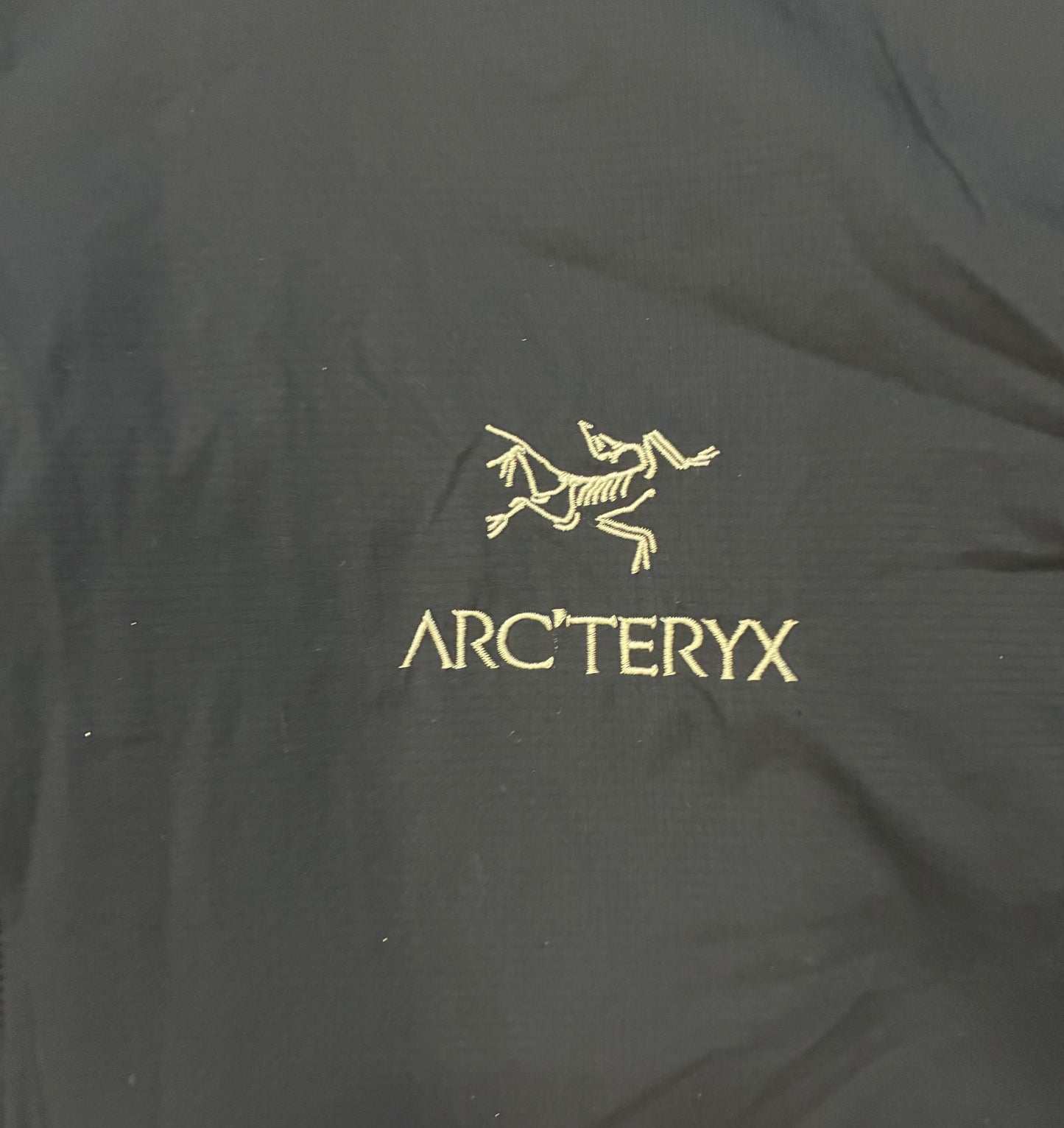 Arc'teryx Atom LT navy jacket