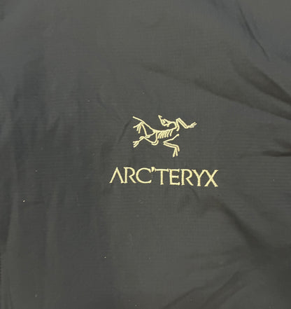 Arc'teryx Atom LT navy jacket