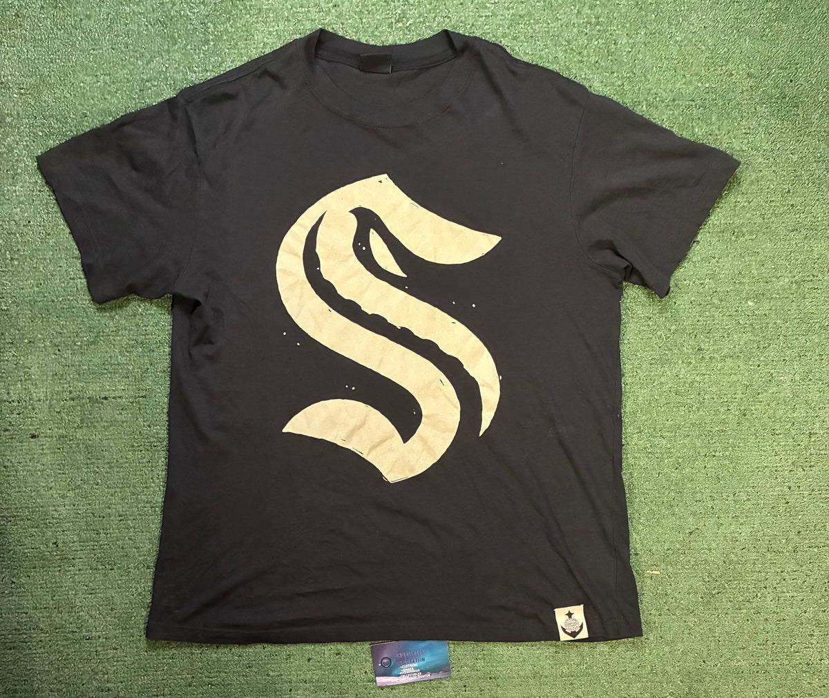 Seattle kraken X Filson tee