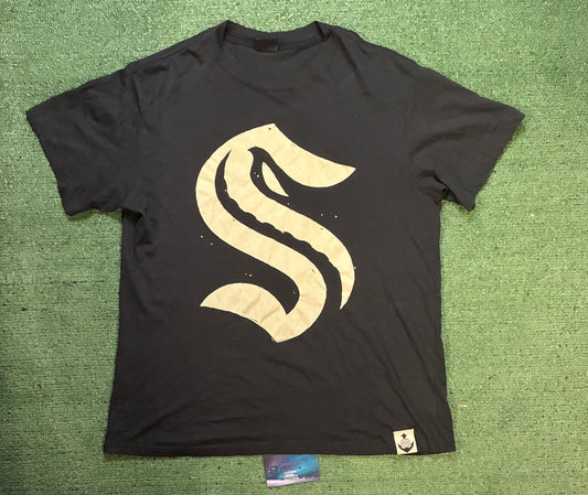 Seattle kraken X Filson tee