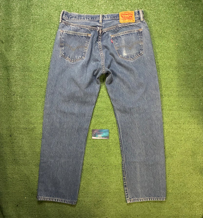 Levi 501 jeans