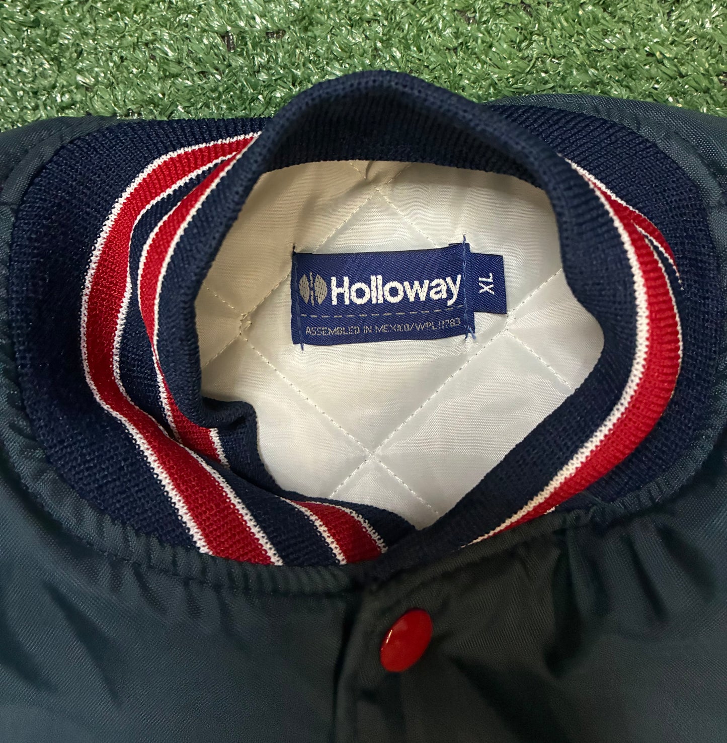 vintage 1990s Atlanta Braves satin bomber jacket