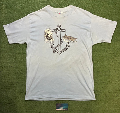 Vintage 1980s U.S Navy service to the nation tee