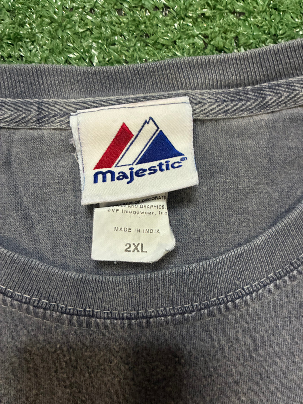 Vintage 2000s Yankee stadium tee