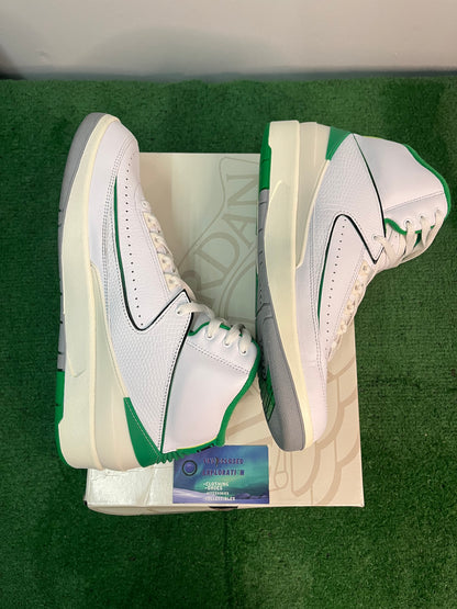 Jordan 2 lucky green size 10.5men/12women