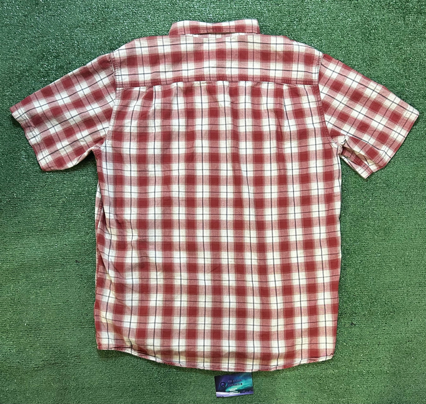 Carhartt red plaid button up short sleeve