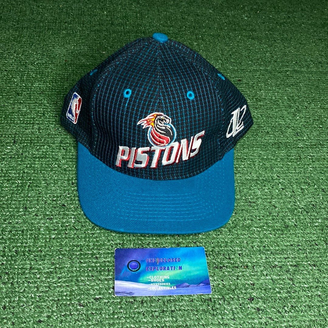 Vintage Detroit Pistons NBA snapback