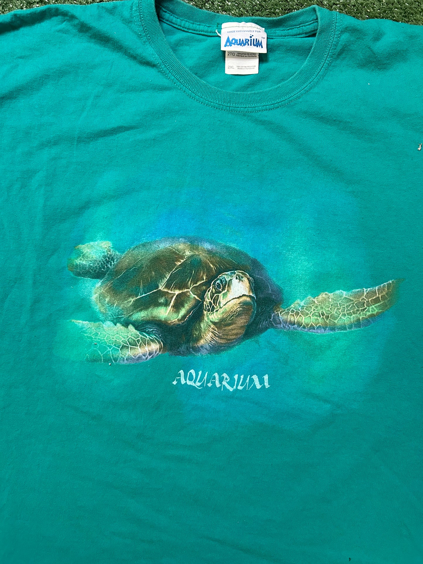 Vintage 1990s Aquarium turtle tee