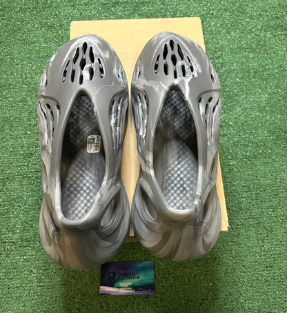Yeezy foam runner MX granite size 11men/12.5women
