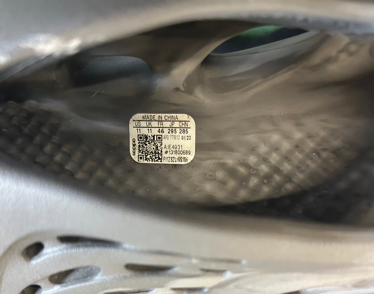 Yeezy foam runner MX granite size 11men/12.5women