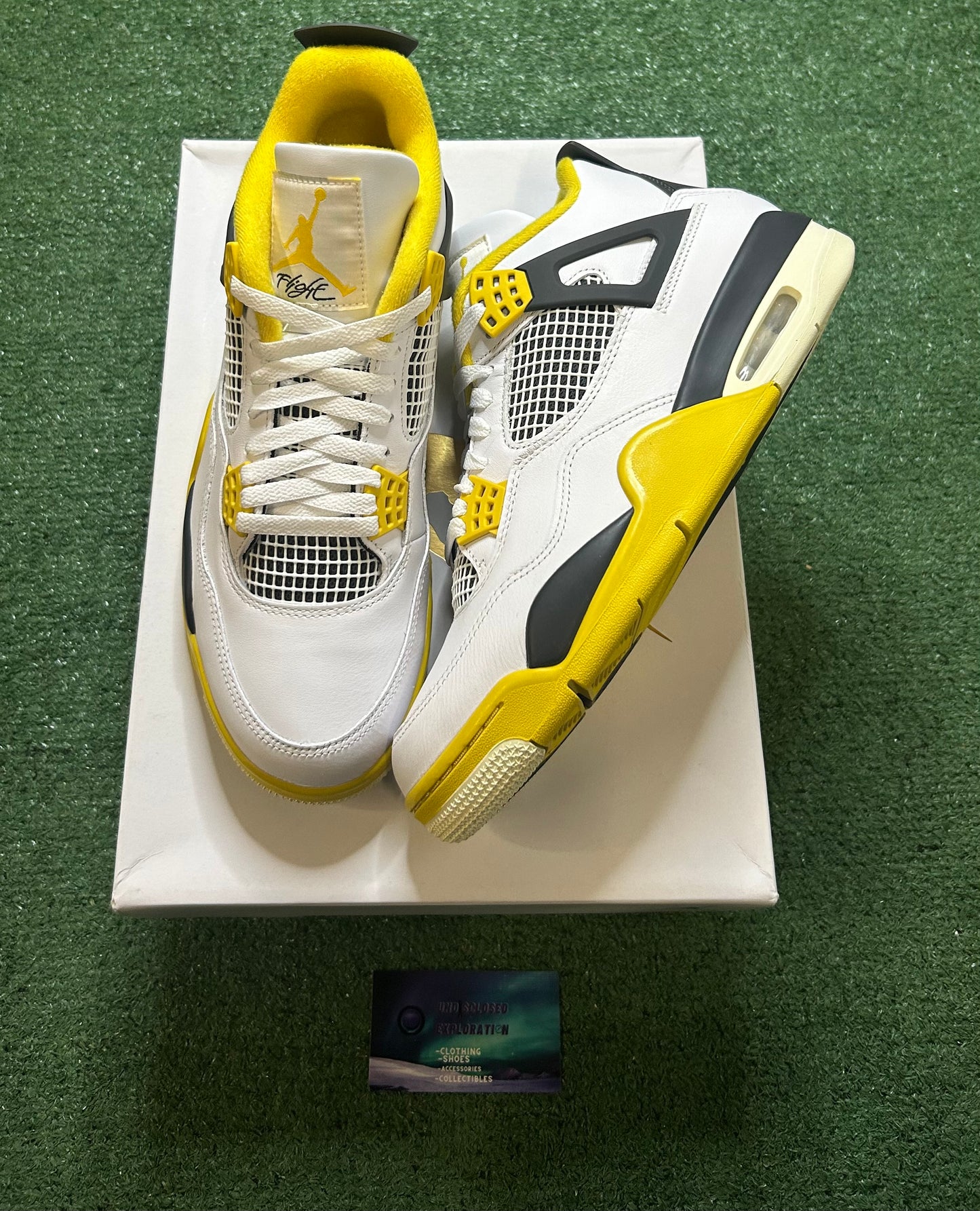 Jordan 4 vivid sulfur