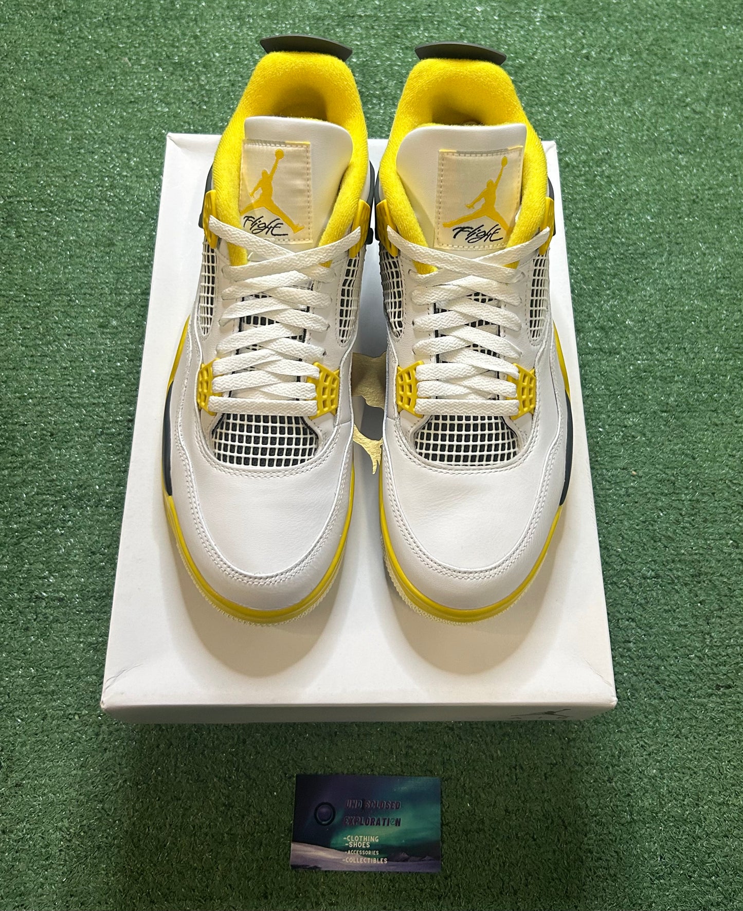 Jordan 4 vivid sulfur
