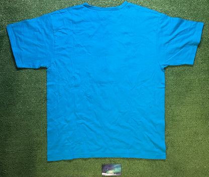 Tee