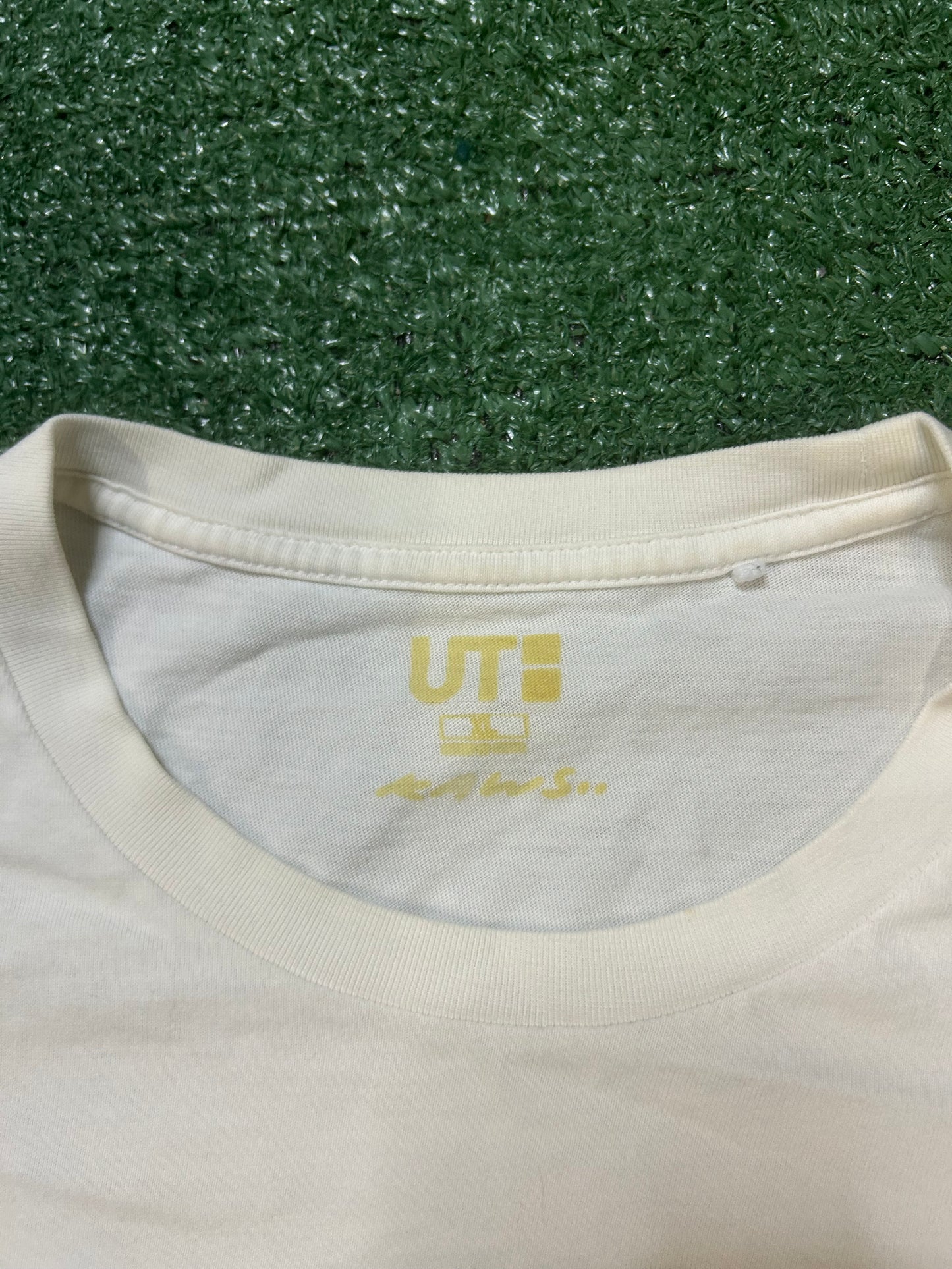 Kaws X Uniqlo passing through tee