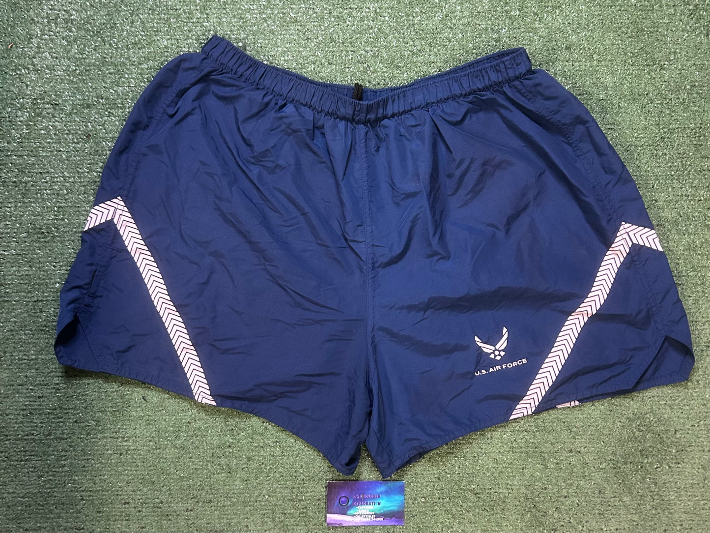 Vintage US Air Force navy & white shorts