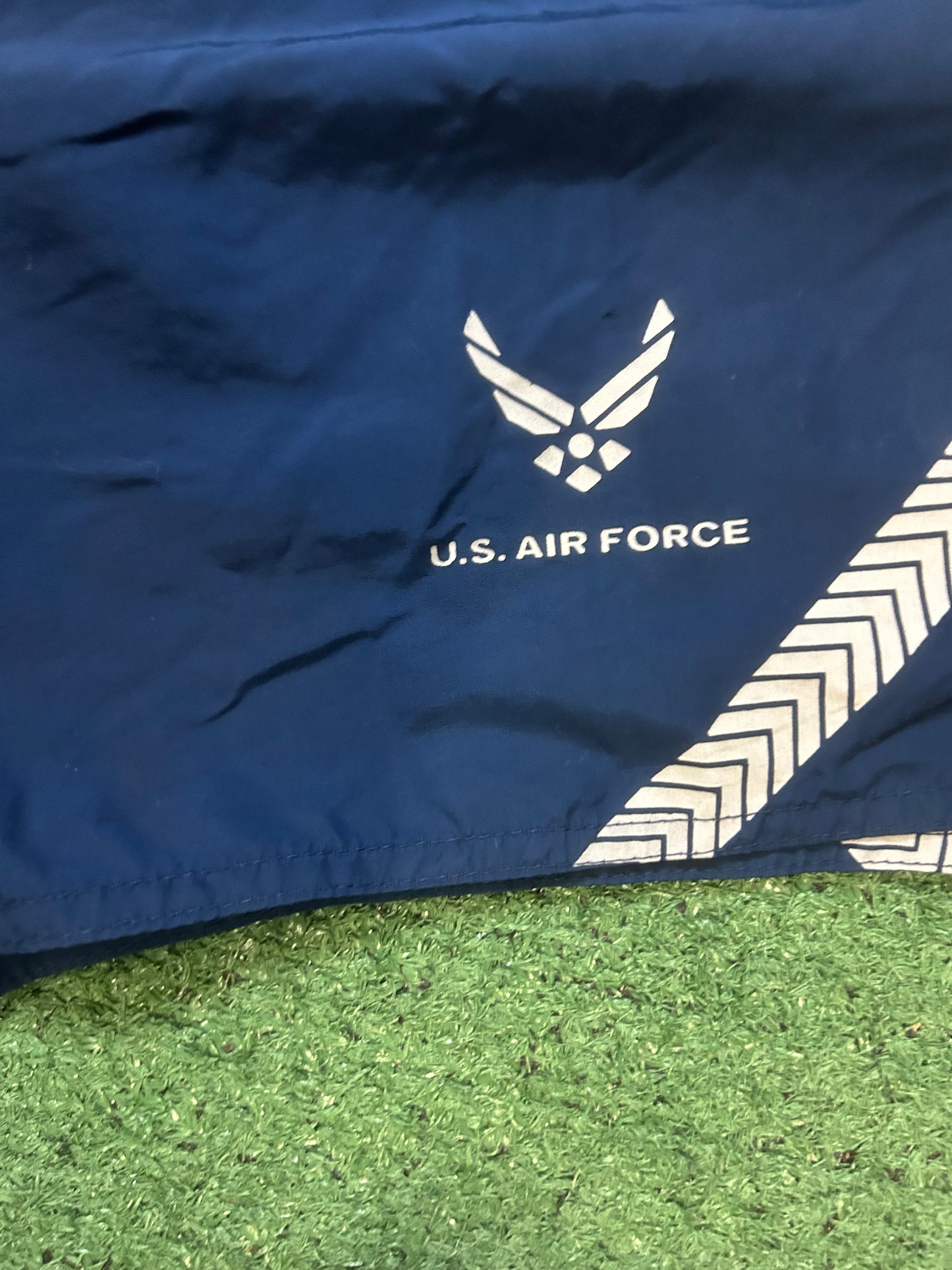 Vintage US Air Force navy & white shorts