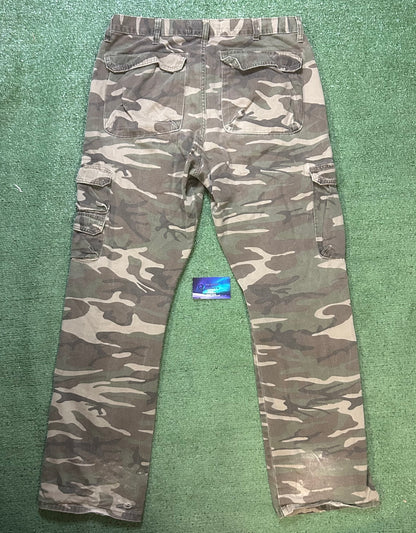 Wrangler Cargo camo pants