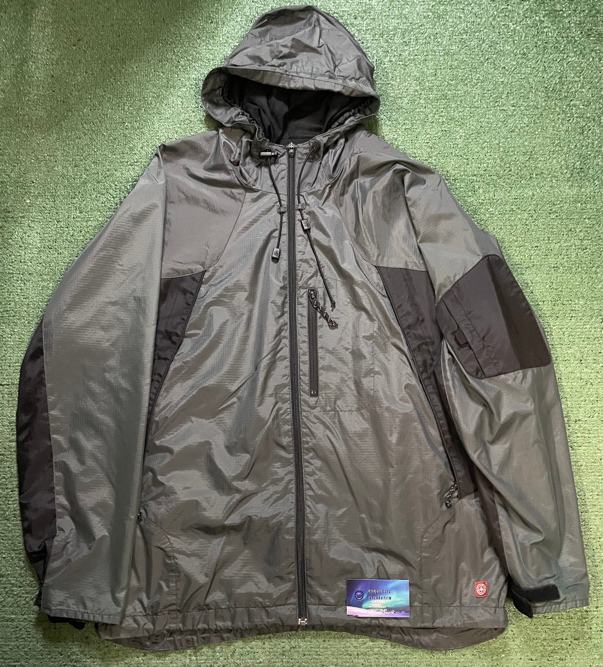 Vintage 1990s Old Navy active trek system windbreaker jacket