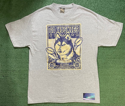 UW University of Washington Go Huskies 2009 schedule tee