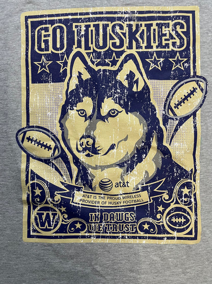 UW University of Washington Go Huskies 2009 schedule tee