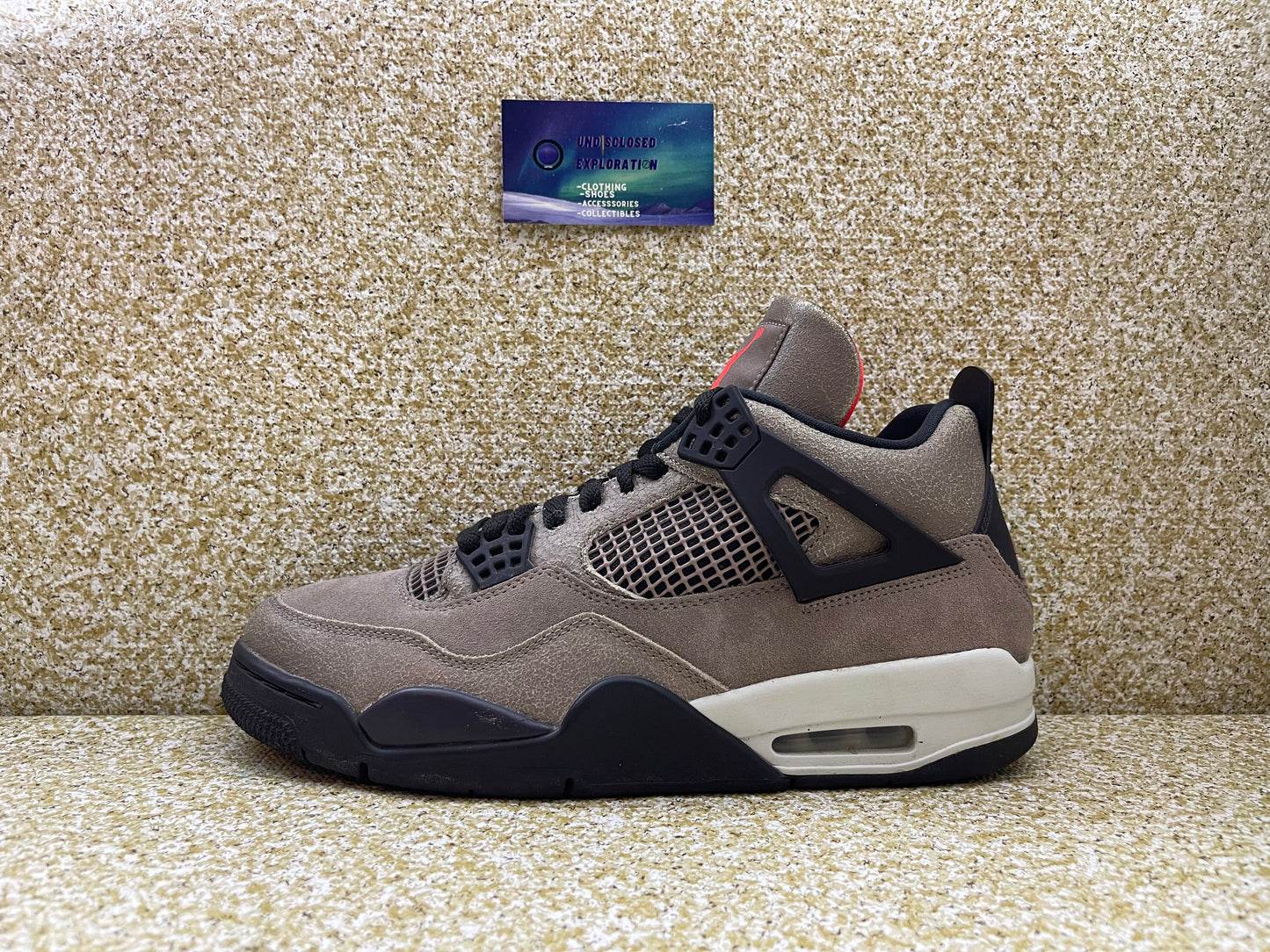 Jordan 4 Taupe Haze