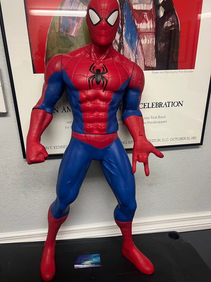 2013 Hasbro 31-inch Ultimate Spider-Man Action Figure